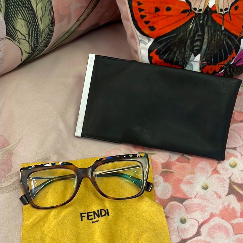 Fendi Brown Rectangular Glasses With Case